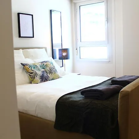 Apartment Beautiful Flat With Parking! Center
